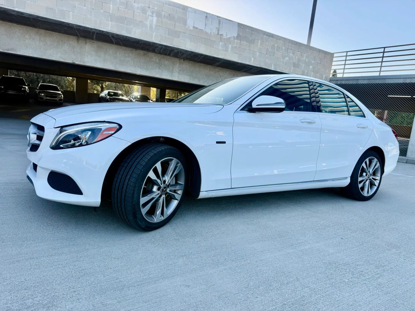 mercedes-benz c-class sedan 2018 55SWF4HB8JU271833 image mercedes-benz c-class sedan 2018 55SWF4HB8JU271833 image
